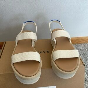 Rothy’s The Lightweight Wedge Sandal